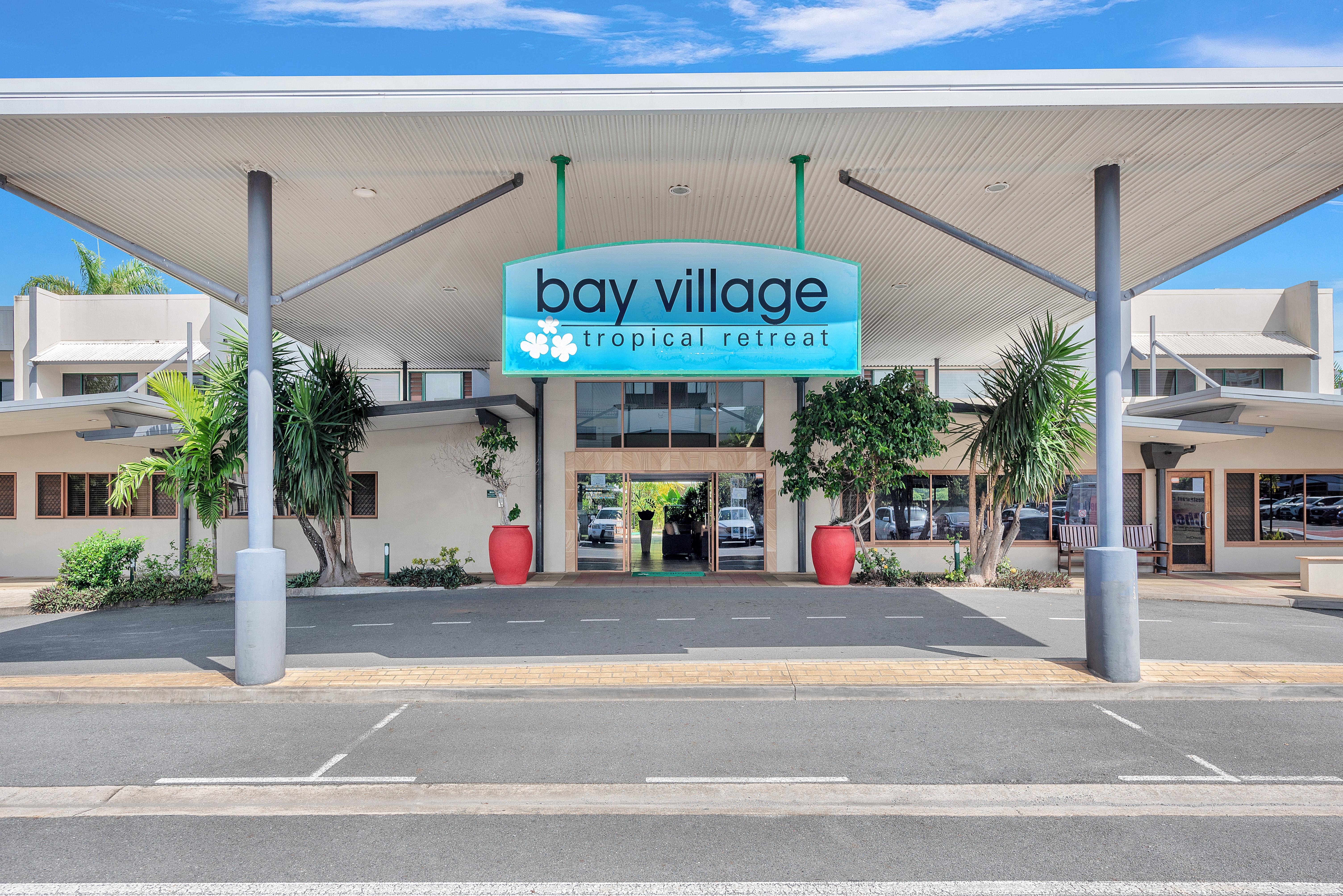 Bay Village Tropical Retreat & Apartments Cairns Exterior foto